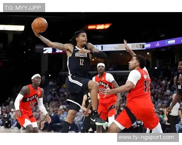 考辛斯盛赞华子与莫兰特组合完美契合展现篮球新风貌